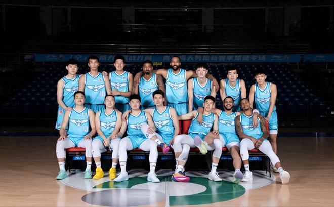 轉投恩師拿到大合同！CBA頂薪后衛與老東家鬧翻，場均只有5.9分