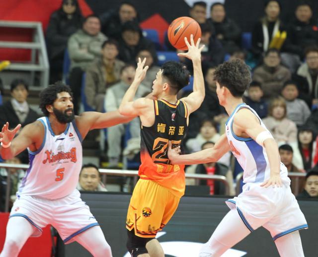 南通主場首秀憾負！明晚，繼續為肯帝亞男籃加油！