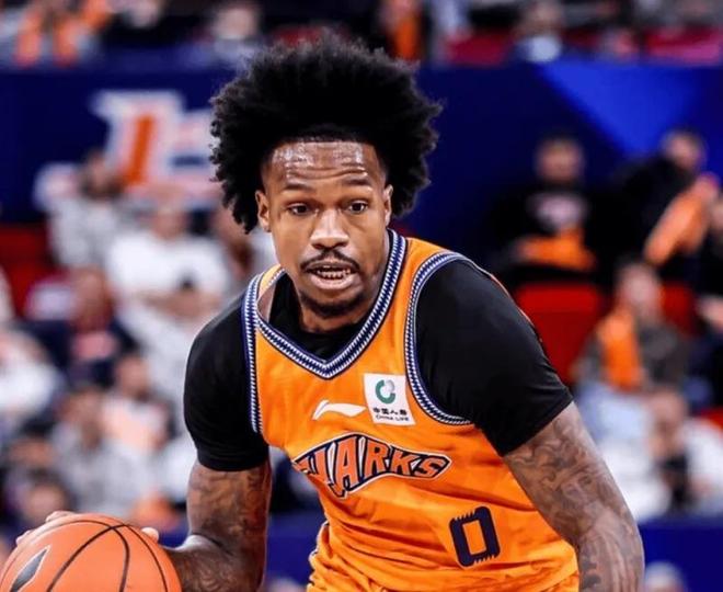 上海86-67戰勝北京 球員評價：2人滿分，5人及格，4人低迷