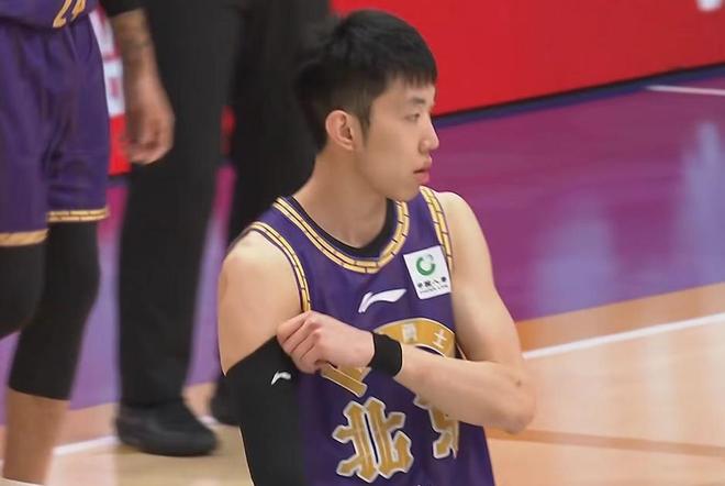 廣廈男籃23分大勝北控，全場火力碾壓，胡金秋22+7廖三寧9中3！