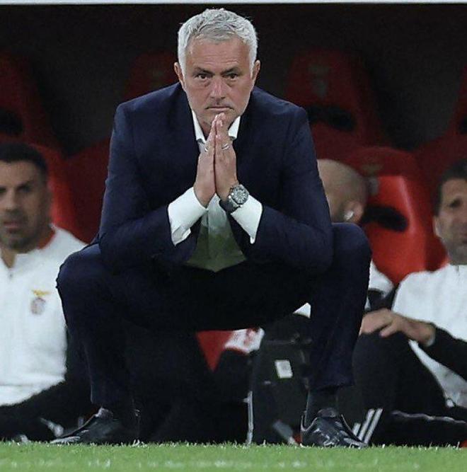 隨著利物浦3-0+巴薩4-2！歐冠最新積分榜：切爾西晉級，穆帥出局