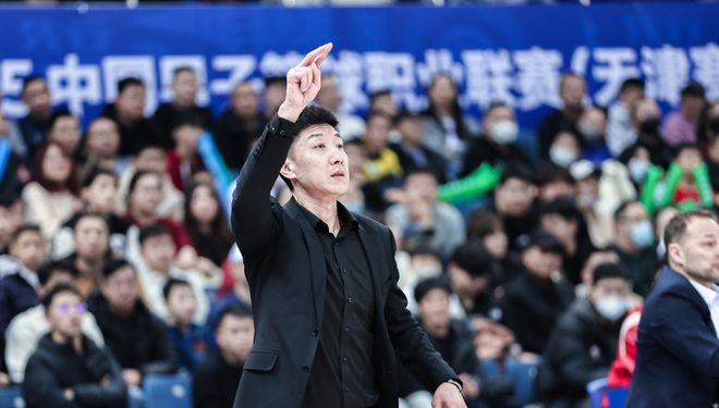 能買周琦竟沒錢？欠7億靠質(zhì)押股權(quán)救急 四川男籃要靠女籃老板了？