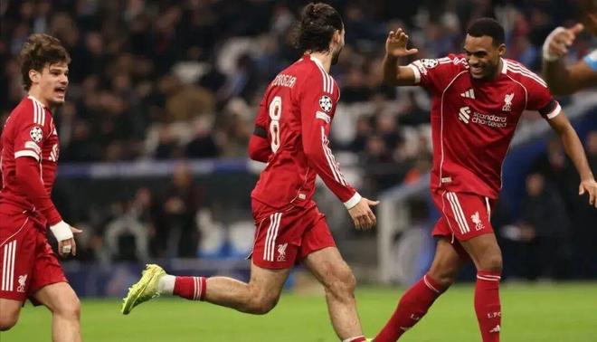 3-0豪取13場不敗！斯洛特或讓利物浦重回巔峰，歐冠爭冠指日可待