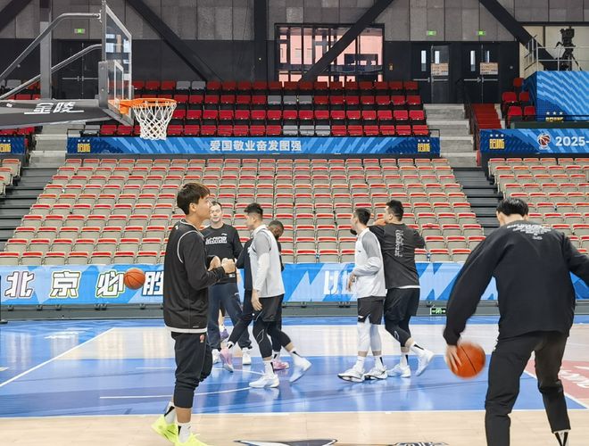 首鋼備戰德比！雙方暖心互動，3傷員或復出，2內缺席，趙睿談恢復