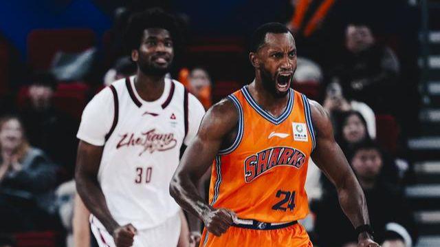 新民體育丨大鯊魚迎來福音？