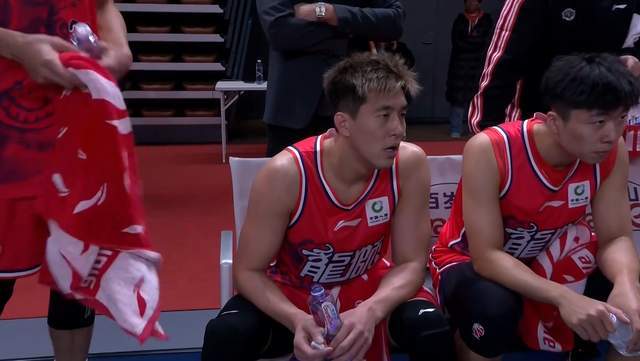 郭艾倫復出，獨砍16分5失誤，廣州加時險勝，山東大漢空砍30+6+6