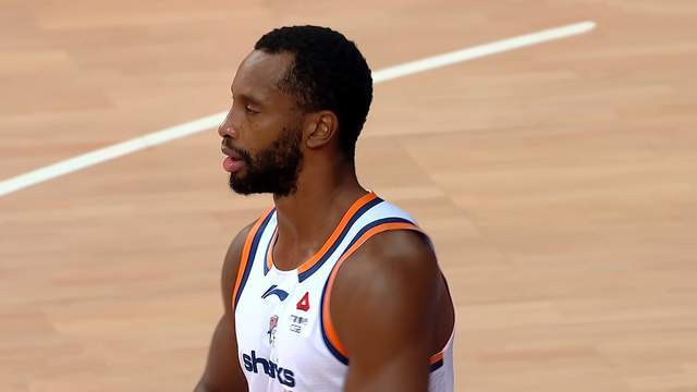 上海男籃4連勝，排名暫時升至第2 弗格36分夢回巔峰 主力保存體能