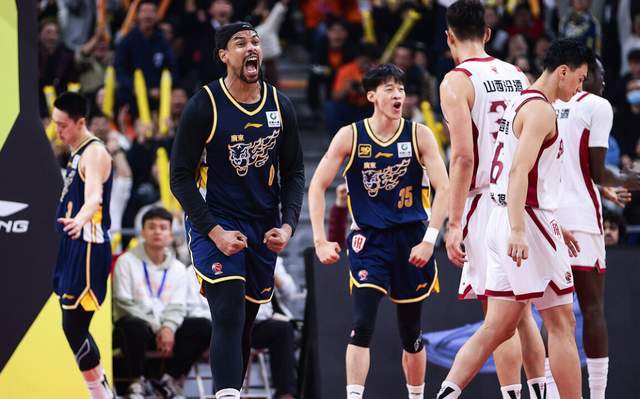 CBA積分榜最新排名！廣東橫掃山西殺回第二，遼籃被聯手踢到第14