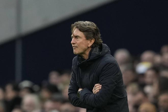 電訊報：艱難戰平降級區球隊伯恩利，弗蘭克帥位已岌岌可危