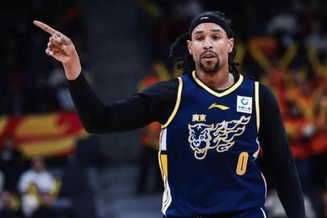 廣東隊補強內線，杜鋒有意新疆隊李炎哲，稱他是“小巴特爾”