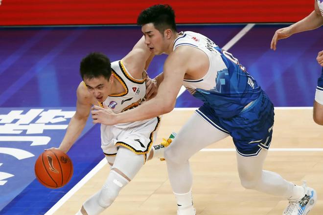 遼寧隊單節4分原因找到，楊鳴實話實說，單外援就出問題