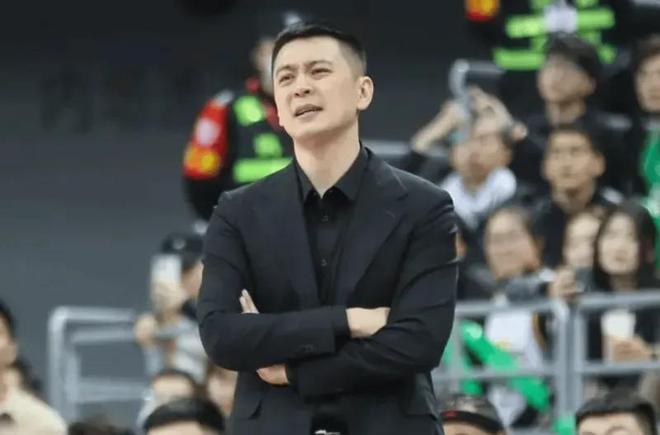 實錘了？楊鳴未與全隊前往四川，這套陣容誰來都難執教！