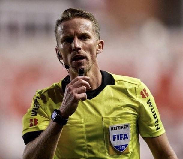 官方:“平方哥”埃爾南德斯將執法歐冠曼城vs加拉塔薩雷