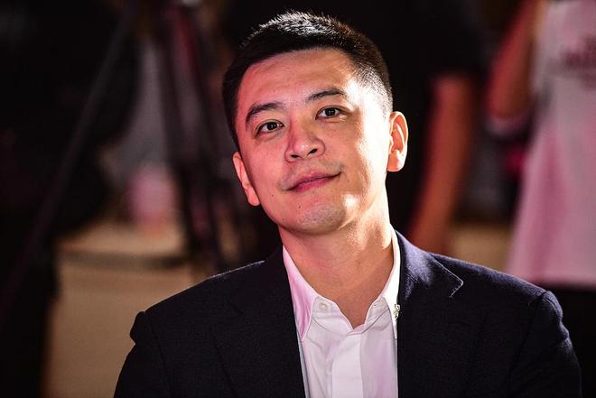 遼寧男籃官宣：主教練楊鳴因個人身體原因，正式提出辭職