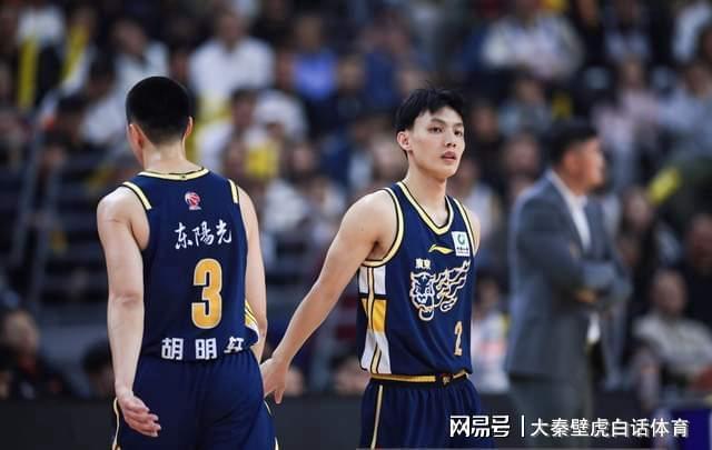 胡明軒大爆發！廣東4連勝登頂，北京隊重返前4，最新排名一夜變天