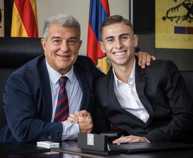 記者：費(fèi)爾明未來(lái)幾小時(shí)內(nèi)與巴薩續(xù)約，本周歐冠賽后官宣