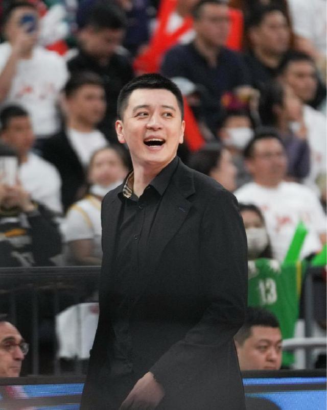 楊鳴辭職 川遼之戰兩名“救火隊長”將展開交鋒