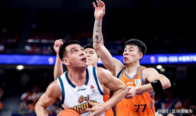 51分慘敗后再狂輸52分！CBA第一混子球隊：遼籃苦主恐被降級？