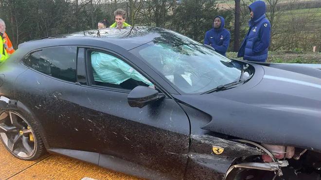 法拉利高速爆胎!熱刺球星遭遇嚴重車禍 弗蘭克:不影響歐冠