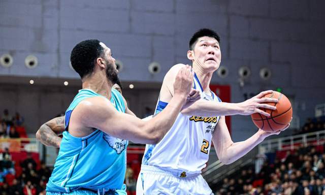 CBA積分榜最新排名！廣廈殺回第一，上海廣東搶第2，新疆遭滑鐵盧