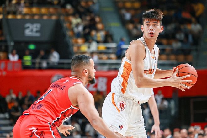 CBA：新星5記三分6封蓋，鄒陽合砍41分，郭艾倫8分主場失利