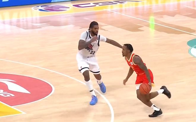 CBA山東男籃惜敗廣廈，外援手感低迷，小將三個三分拿到9分