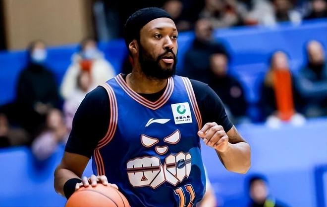 CBA爆雷！前冠軍球隊被曝嚴重欠薪，外援集體罷工，籃協(xié)也不管了