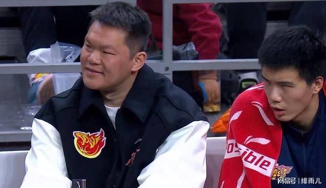 終于來了！廣東“雙王牌”馳援杜鋒，打爆上海隊沒懸念了？