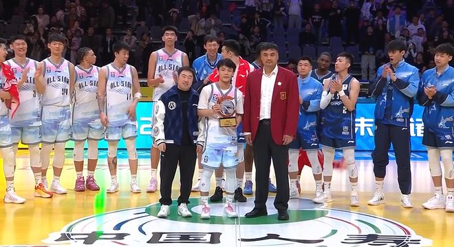 拿到全明星赛MVP大奖，徐杰感慨万千！