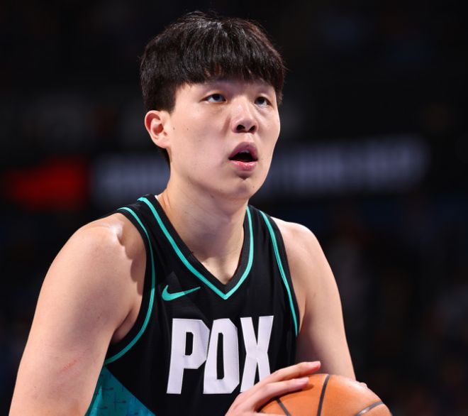 开拓者战马刺伤病报告：5人缺席夏普成疑 杨瀚森能否登场避免0分...