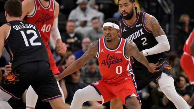 快船4连败?小卡缺席第10场,黄蜂榜眼秀确定复出,哈登无奈摇头