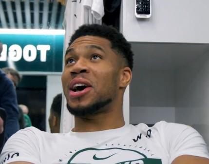 纯胡侃？字母哥：4-5年后也许我还多了四个孩子，妻子没准也离开我了...