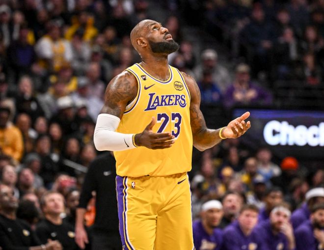 41歲仍能平框暴扣！勒布朗在場+13助湖人重返第六 轟19+9+8超全面