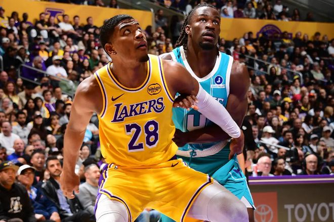 確實(shí)是打不了替補(bǔ),湖人鋒線大將估計(jì)很快又要回歸先發(fā)陣容了?