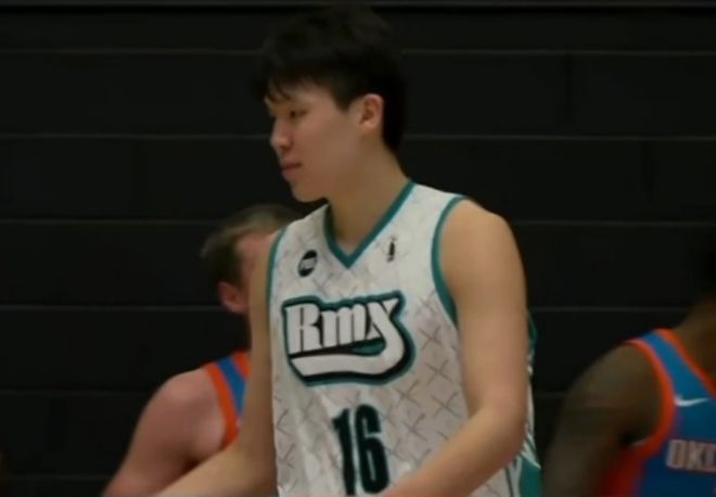 G聯(lián)賽：楊瀚森14+17+2+2帽創(chuàng)籃板新高 率混音大勝雙殺藍(lán)隊(duì)