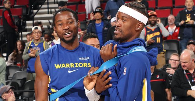 曝在重回替补席之后 库明加曾觉得自己成为了替罪羊...