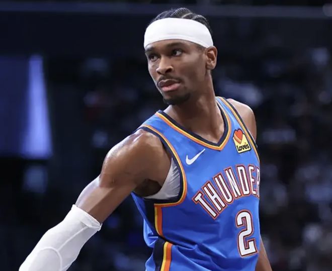 效率完爆巅峰哈登！亚历山大11次打卡场均32+6！宇宙勇73胜难保了...