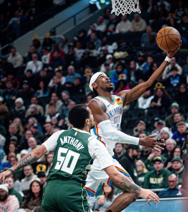 亞歷山大40+7+11，字母空砍準三雙，殘陣雷霆20分大勝雄鹿創歷史