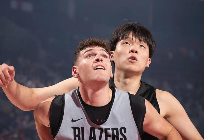 三大中锋回归,官方:杨瀚森、克林根和罗威均可出战对阵勇士