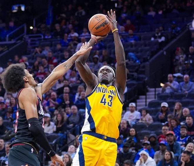 探花郎22+4+5,恩比德爆砍39分保罗乔治4记三分,76人复仇步行者