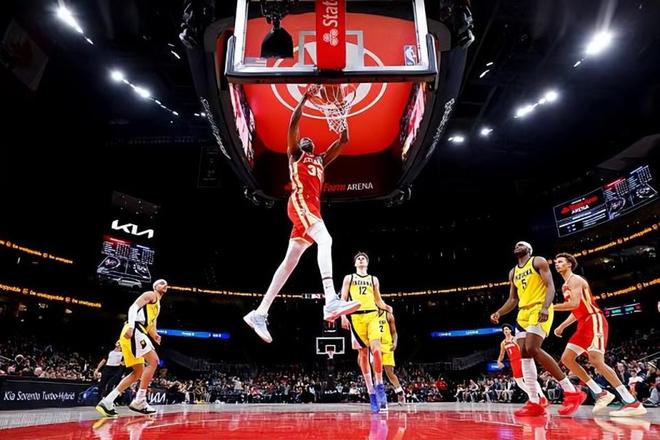 在湖人沒打出來，但內線新星加盟老鷹后立刻打出了亮眼的表現(xiàn)？