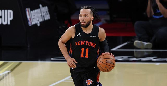 布伦森:NBA杯冠军是重要的里程碑 但明天过后我们要继续前行