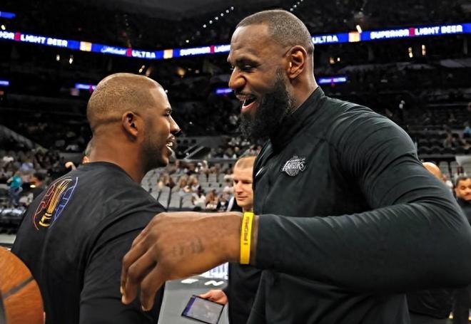 大胜老鹰！或许快船没错，保罗向全队道歉，而哈登也把话挑明了...