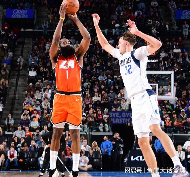 快船两点很无奈,泰伦卢不满两点!哈登承认一事实,伦纳德没放弃