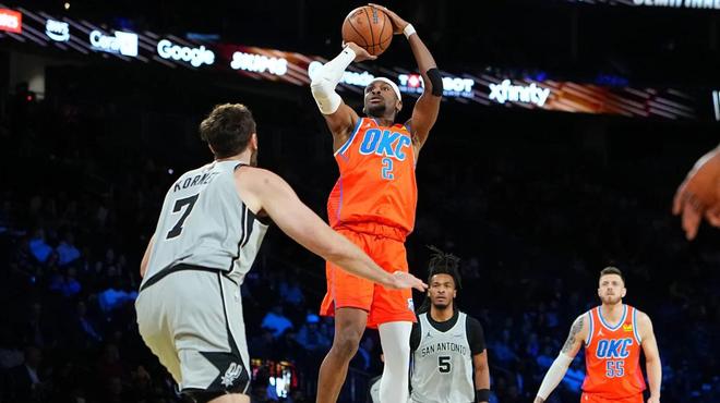 文班亚马22+9,马刺爆冷逆转雷霆!亚历山大29+5创NBA历史第2神迹