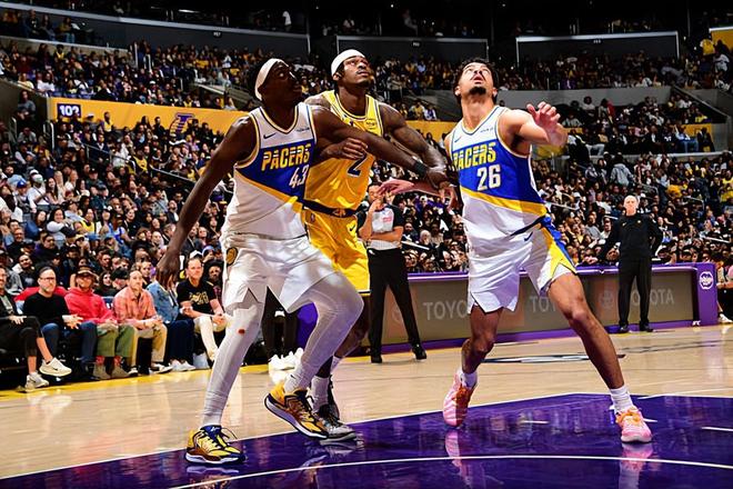 完全是可以一用的球员，湖人锋线大闸绝对不至于烂在板凳席上？