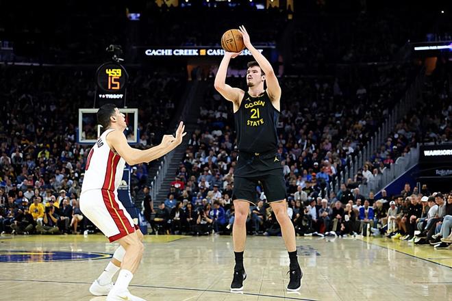 難得手感恢復了！勇士內線新星能否繼續保持這樣的三分命中率呢？