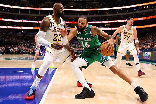 面對湖人打出賽季最強之戰，獨行俠鋒線大將的狀態正在不斷回暖？