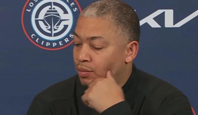 泰倫盧終于開竅！發布會爆贊年輕球員攻守，后續多用用擴大輪換！