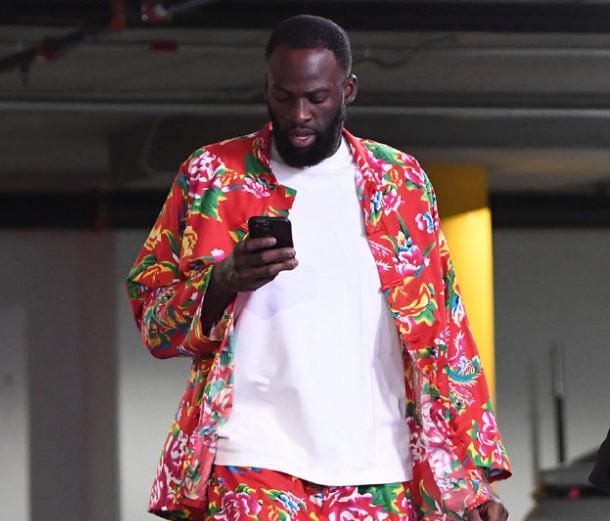 连续两场正负值全场最低,格林5中1仅得到4分&还有3失误4犯规